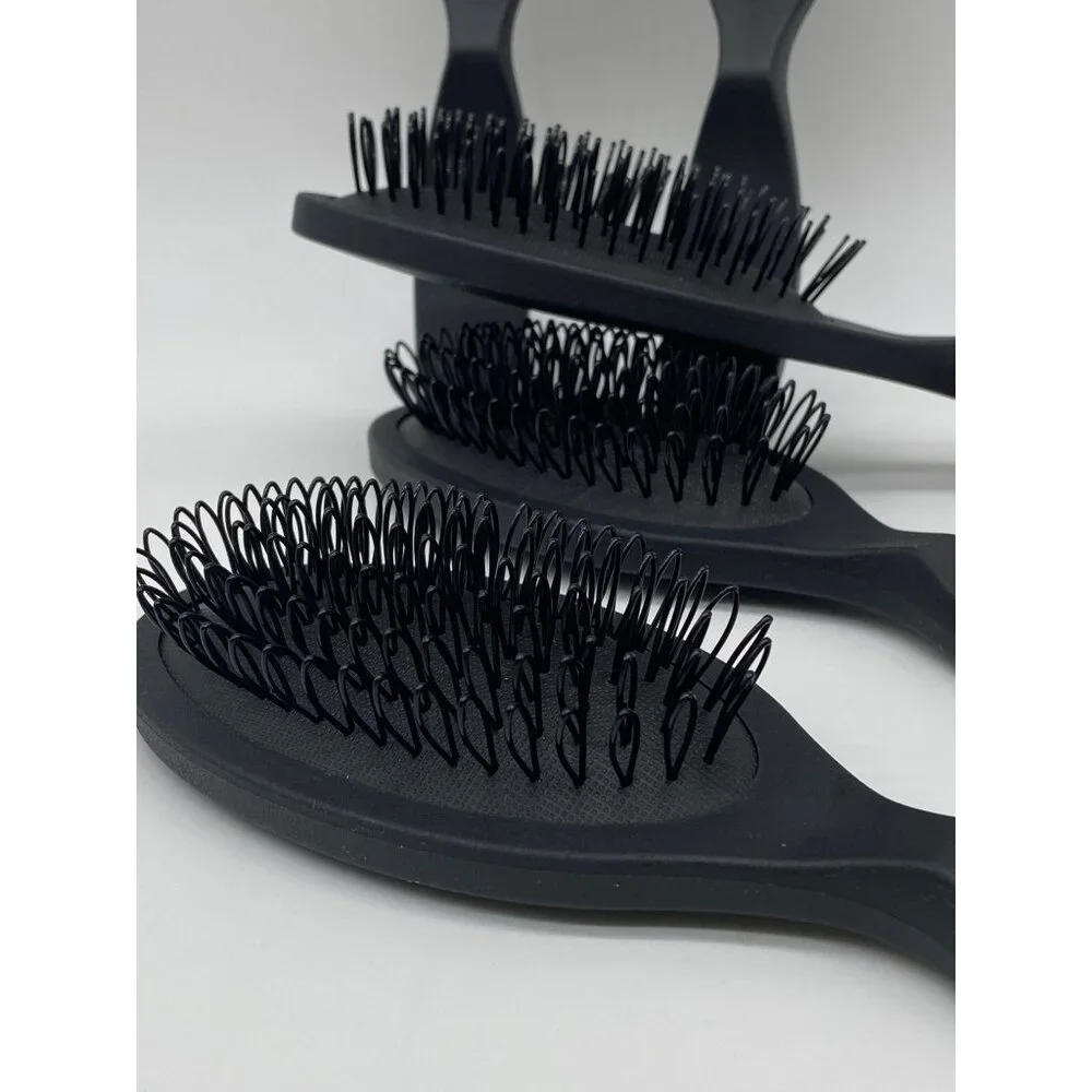 5 Aveda Pramasana Exfoliating Scalp Brush